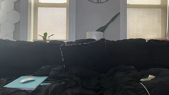 bestofdoseswirls online show from March 7, 9:12 pm