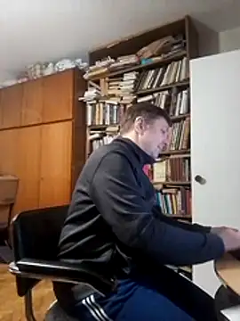 Pokaz2020 online show from April 13, 6:41 pm