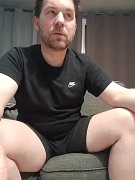 tom sauwer online show from July 30, 1:38 am