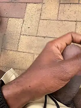 ZeusBlackDick online show from October 18, 5:34 am