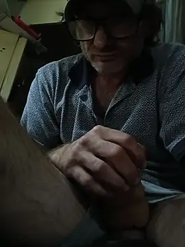 Snapshot of ROBERT0516 chatting on September 25, 12:31 am ROBERT0516 online show from September 25, 12:31 am