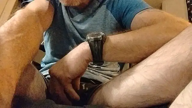 Snapshot of ROBERT0516 chatting on September 27, 2:42 am ROBERT0516 online show from September 27, 2:42 am