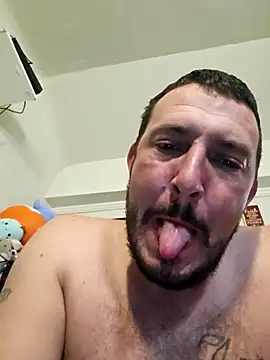 UncutHammer69 online show from October 28, 7:05 pm