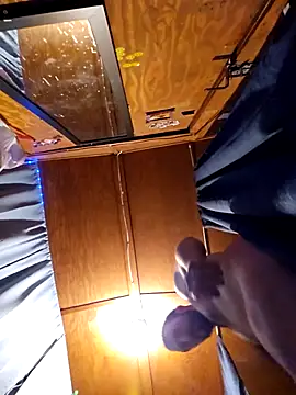 UncutHammer69 online show from April 20, 3:58 pm