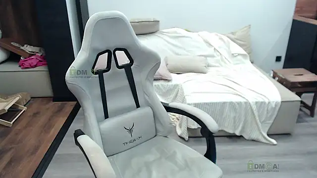 Sunny-Girl1 online show from October 13, 3:07 pm