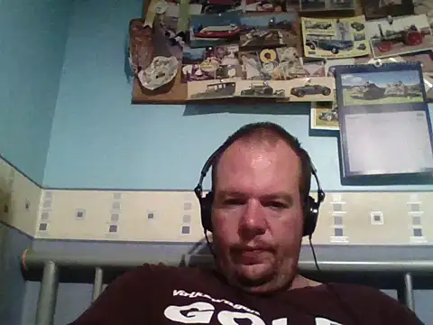 thickdick12331 online show from October 17, 9:08 pm