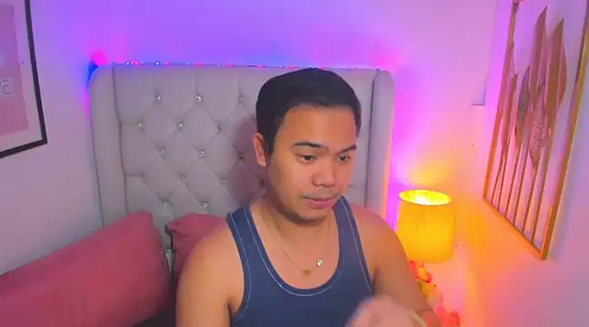 AsianZero online show from March 12, 6:00 pm