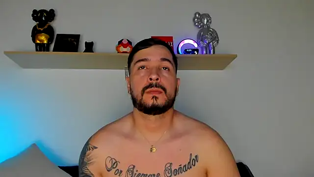 camilo restrepo21 online show from December 27, 12:07 am