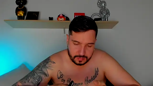 camilo restrepo21 online show from March 9, 12:42 am