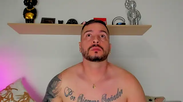 camilo restrepo21 online show from October 10, 12:15 am