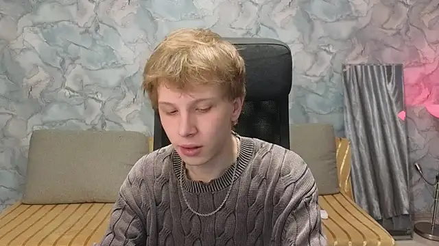 arlekincrop online show from February 3, 8:52 am