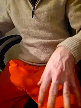 verylargecock online show from February 26, 4:03 am