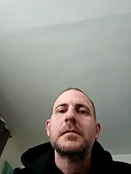 verylargecock online show from February 8, 1:05 pm