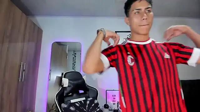 AlanNaughty online show from February 2, 2:43 am