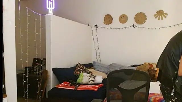 mycock2474u online show from February 18, 1:32 am