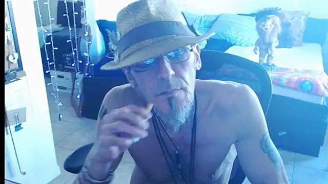 mycock2474u online show from February 15, 5:39 pm