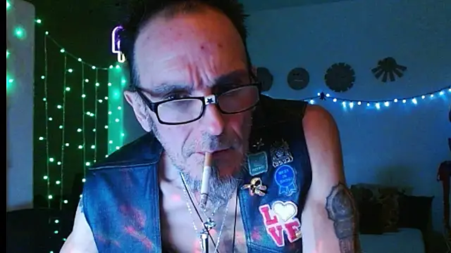 mycock2474u online show from February 18, 11:33 am