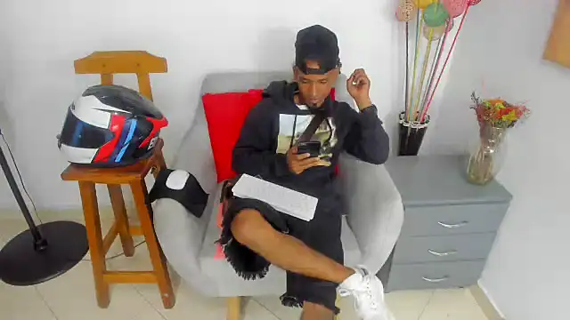 anhtony wayans online show from October 8, 12:48 am