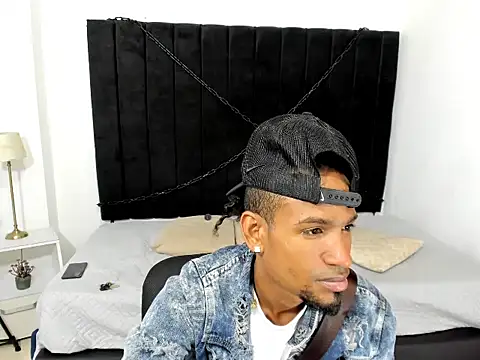 anhtony wayans online show from September 12, 12:21 am