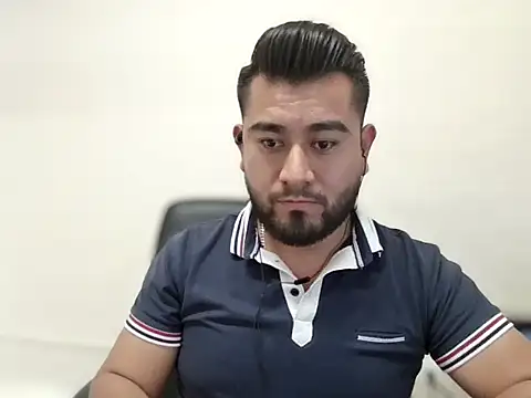 youmanhorny online show from April 15, 7:58 pm