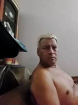 gayphotograper online show from September 8, 9:25 pm