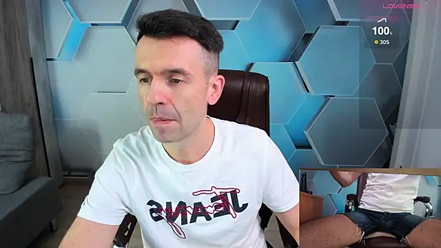 SteveTiger online show from March 10, 9:37 am