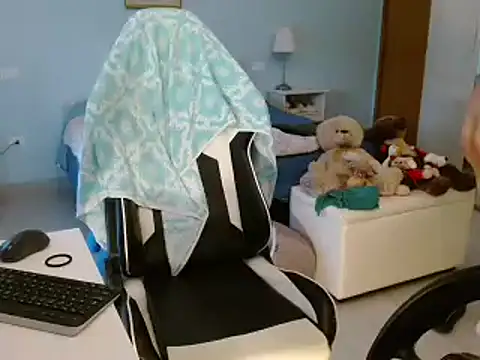 ItalianEXB online show from February 15, 4:26 pm