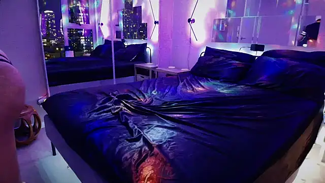 MikyFoxx online show from November 11, 3:55 am