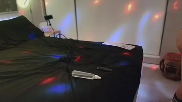 MikyFoxx online show from October 4, 9:58 am