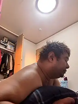 sexybottomrakkii online show from January 13, 7:35 am