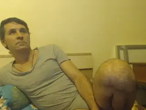 Snapshot of yvesstorm1 chatting on February 14, 6:51 pm yvesstorm1 online show from February 14, 6:51 pm