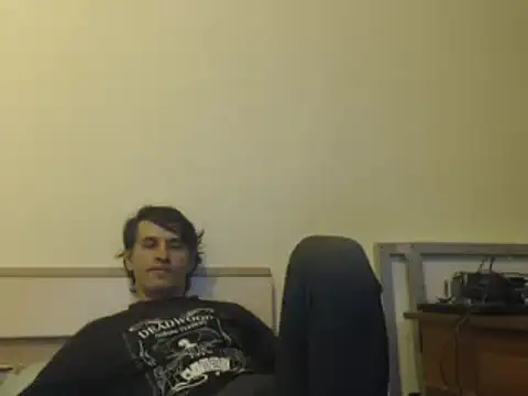 Snapshot of yvesstorm1 chatting on January 18, 6:43 pm yvesstorm1 online show from January 18, 6:43 pm