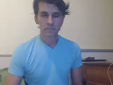 Snapshot of yvesstorm1 chatting on December 6, 3:22 pm yvesstorm1 online show from December 6, 3:22 pm