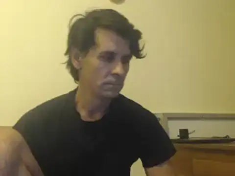 Snapshot of yvesstorm1 chatting on December 27, 5:37 pm yvesstorm1 online show from December 27, 5:37 pm
