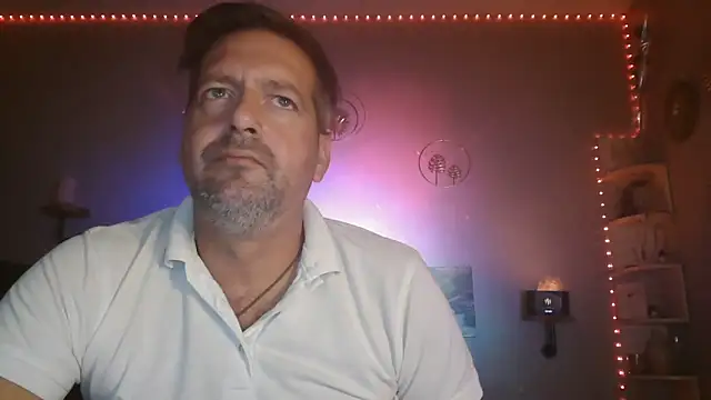 matrikes1 online show from October 11, 8:24 pm