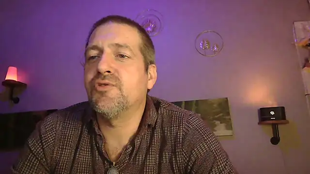 matrikes1 online show from February 24, 6:47 pm