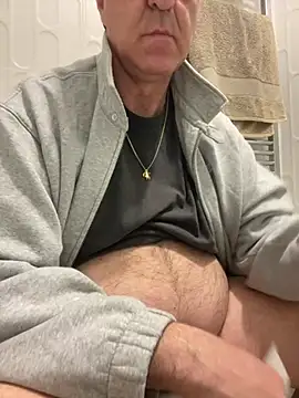 ANONIMO7735 online show from January 31, 10:30 pm