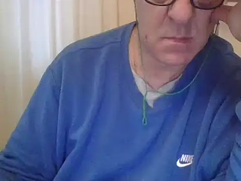 ANONIMO7735 online show from December 4, 6:22 am