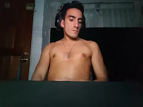 TommyMomentum online show from March 17, 4:37 am