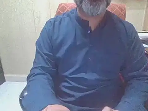 hairymaster95 online show from April 4, 6:21 am