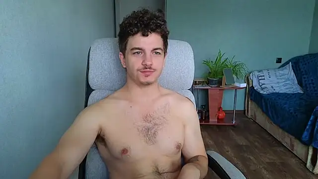 Remy Miles online show from October 19, 6:39 am