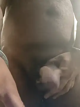 Harmanboy03 online show from February 1, 9:35 pm