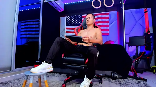 Aydenmiller96 online show from October 7, 2:37 am