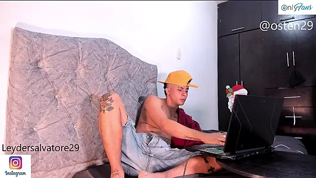 maykel soto online show from December 7, 2:09 am