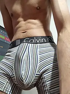 SebasOrte94 online show from January 10, 8:00 pm