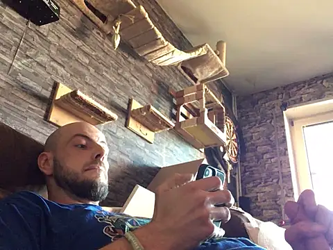 kissfreak85 online show from December 26, 12:59 pm