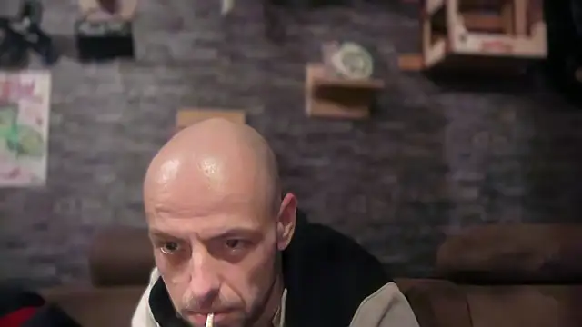 kissfreak85 online show from November 23, 1:05 am