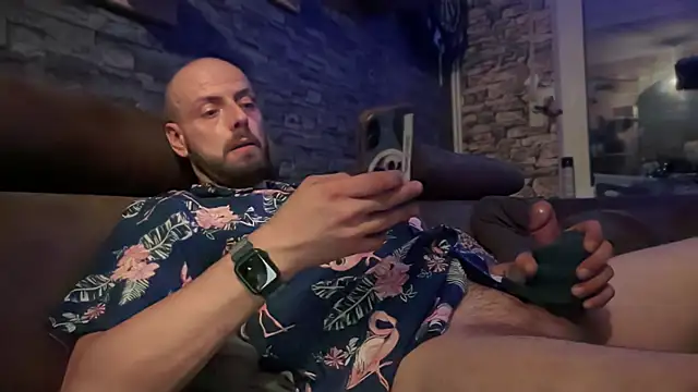 kissfreak85 online show from September 20, 11:27 pm