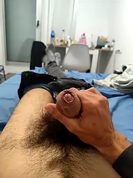 christianvlc93 online show from March 21, 8:02 pm