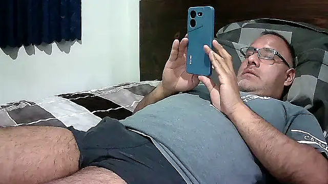 PhillDrake11 online show from October 8, 12:04 am